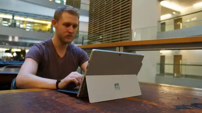 بررسی Microsoft Surface Pro 4